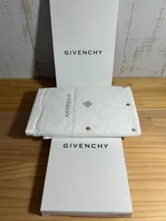 GIVENCHY タオルハンカチ 2枚セット ホワイトのサムネイル