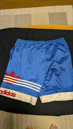 メルカリ市　お値下　adidas ハーフパンツのサムネイル