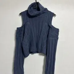 オフショルダー タートルネック ニット