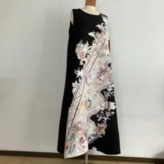 아티스트의 모노메소드 리메이크 드레스