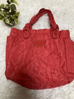 MARC BY MARC JACOBS 赤 キルティング ハンドバッグ