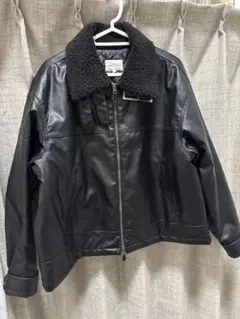 ボア襟付きブラックレザージャケット　黒　EMMA CLOTHES