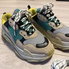 BALENCIAGA Triple S トリプルエス 総ロゴ スニーカー 36 - メルカリ
