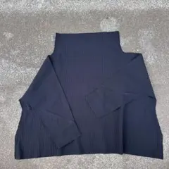me ISSEY MIYAKE SWEATS PLEATS - メルカリ