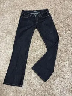 【希少・USA製】7 For All Mankind ブーツカット デニム 28のサムネイル