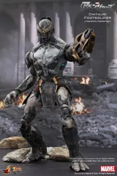 【美品】ホットトイズ チタウリ ソルジャー 『アベンジャーズ』