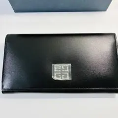 【未使用品】ジバンシィ GIVENCHY 二つ折り長財布 ロングウォレットのサムネイル