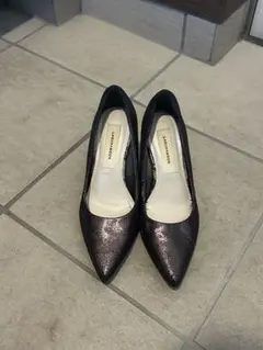 ダークパープル/ブラック ポインテッドトゥハイヒール