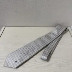 【新品同様】バーバリーブラックレーベル　ネクタイ　シルバー