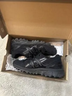 ASICS アシックス　gel sonoma 22.5