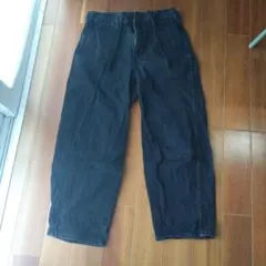 UNIQLO ワイドテーパードジーンズ ウエスト68-76cm