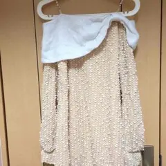 新品セシルマクビー肩出しニットワンピ