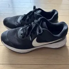 NIKE スニーカー ブラック ホワイト