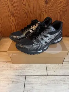 ASICS GEL-KAYANO 14 ブラック 28.5cmのサムネイル