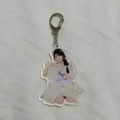 pixelribbon 真白美央 周年リメイクTおすわりアクキー - メルカリ
