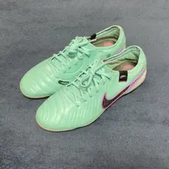 Nike ティエンポレジェンド10 25cm