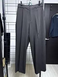 ユニクロ タックワイドパンツ ブラウン スラックス