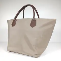 Item thumbnail for item efce994e-3f84-40d5-b39f-07f1c7608564