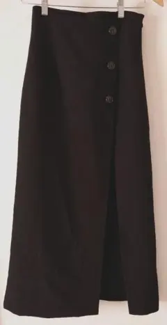 NICE CLAUP　サイドボタン　スリットスカート　黒