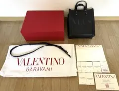 【超美品】VALENTINO レザートートバッグのサムネイル