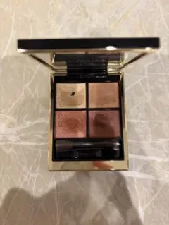 SUQQU アイシャドウ　ジクニチャーカラーアイズ04