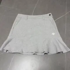 【美品】DESCENTE ゴルフスカート グレー フレアのサムネイル