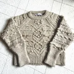 編み込みセーター