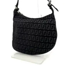 FENDI アクセサリーポーチ ハンドバッグ ズッキーノ ブラック 黒のサムネイル