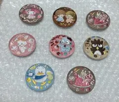 サンリオ　刺繍缶バッジ　8個セット