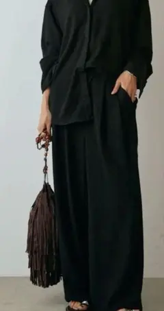 esica ワイドパンツ