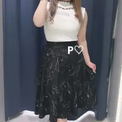An MILLE フラワーミドルスカート 花柄 アンミールのサムネイル