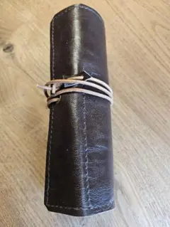 本革・手縫いのロールペンケース