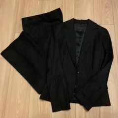 Le Souk ルスークスーツ　ブラック 極美品】 LE SOUK ルスーク パンツスーツ 36 黒 ストライプ