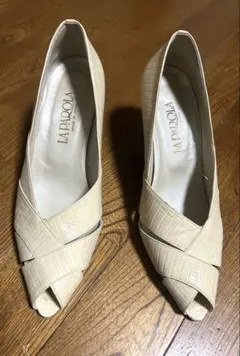 ハイヒール パンプス