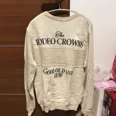 RODEO CROWNS ベージュ トレーナー