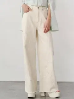 MURUA ムルーア ダメージフラワーワイドデニム オフホワイト