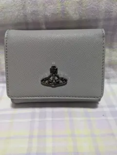 未使用　Vivienne Westwood グレー 三つ折り財布のサムネイル