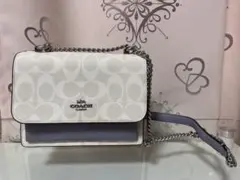COACH ホワイトラベンダー ショルダーバッグのサムネイル