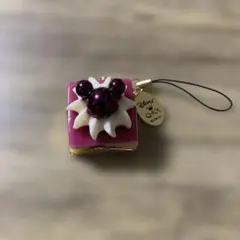 Qpot☆Disneyコラボ★ブルーベリーケーキ★デザイン★ストラップ★