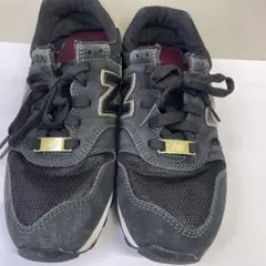 New Balance スニーカー ブラック/ゴールド 24.5㎝