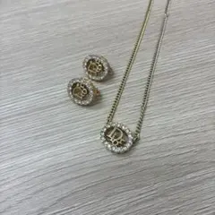 Dior リボンハート ネックレス＆イヤリングセット - メルカリ