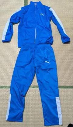 プーマ　ウインドブレーカーMサイズ
