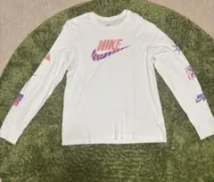 NIKE ロングTシャツ