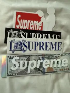 Supremeロゴステッカー4枚セット