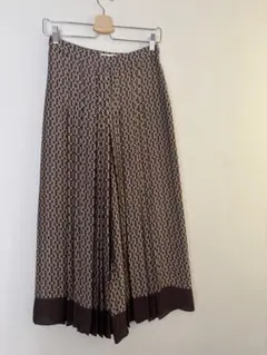 ZARA スカートみたいなパンツのサムネイル