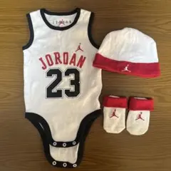 美品　Jordan ベビーロンパースセット