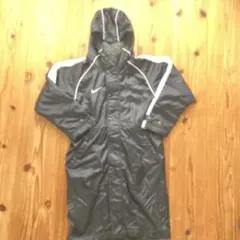 Nike ベンチコート 黒 130 (XS)