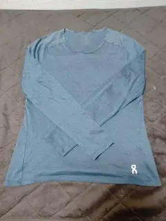 On パフォーマンスロングT SIZE　M