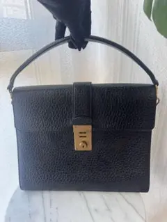 極 美品 希少品 カード付 PRADA プラダ ロゴ 金具 レザー ハンドバッグ