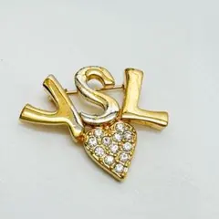YSLロゴ クリスタルハート ブローチ